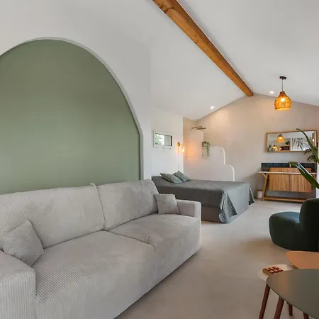 בית נופש La Casa Oliva In With Terrace Garden & Air Conditioning